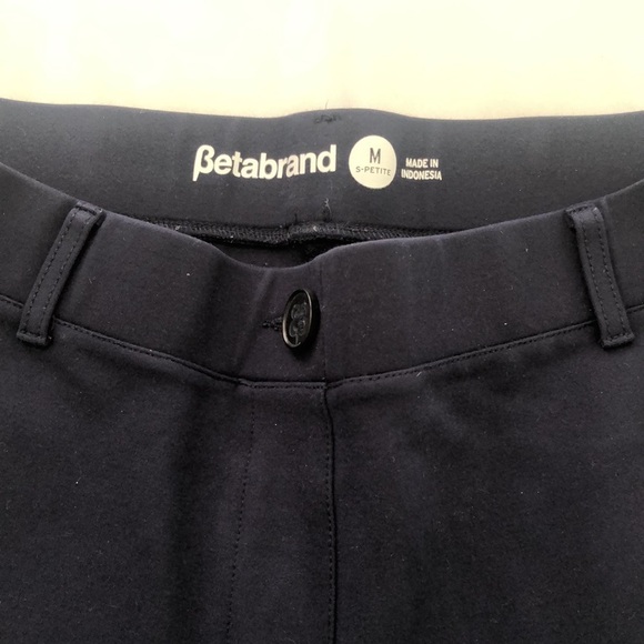Betabrand yoga style medium S petite pants in navy w belt loops & faux pockets - Picture 2 of 6